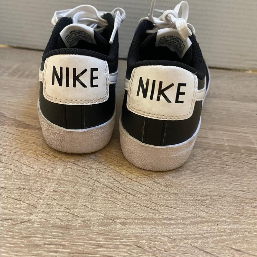Nike Low Blazer boys size 6.5 - Picture 4 of 6